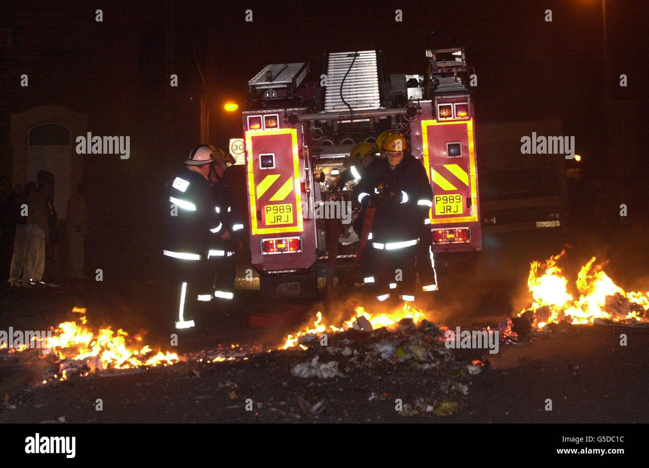 Oldham Riot Police Union street oldham hi-res stock photography and images - Alamy