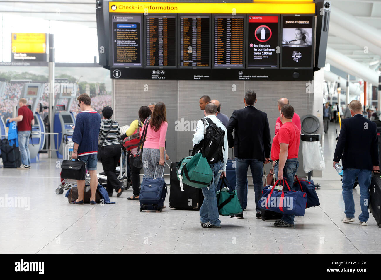 People leaving country for Bank Holiday Stock Photo - Alamy