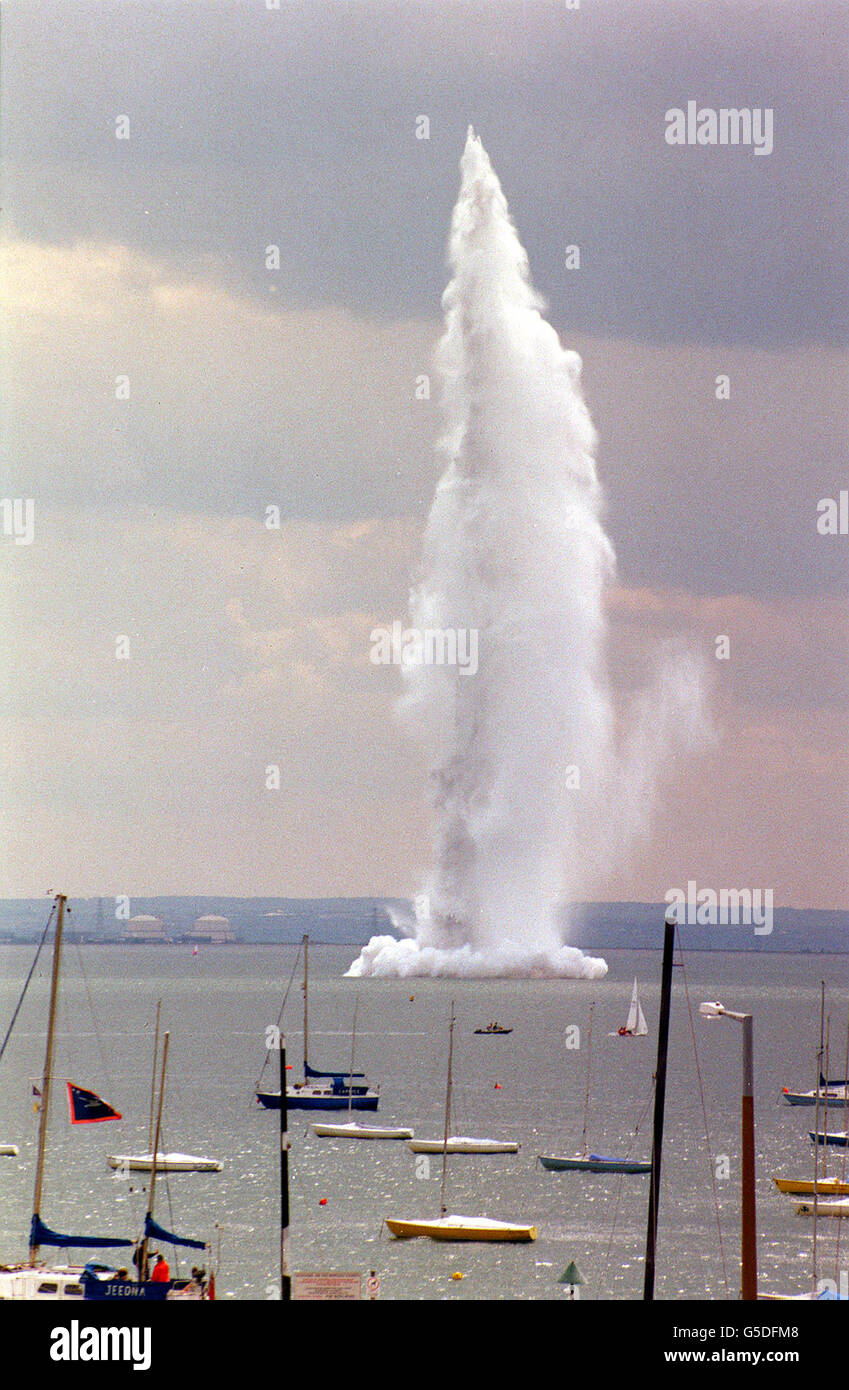 The plume of water after a 2,000lb Second World War bomb was exploded by a Royal Navy team, just a mile away from the pier at Southend-on-Sea, Essex. A mile-wide air and sea exclusion zone was set up around the unexploded German bomb. * one mile off the pier after it was caught in a fishing boat's nets. Stock Photo