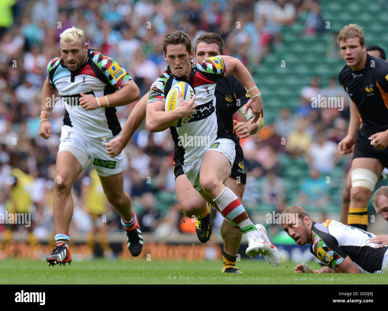 Rugby Union - Aviva Premiership - London Wasps v Harlequins - Twickenham. Harlequins Tom Williams on his way to scoring their first try during the Aviva Premiership match at Twickenham, London. Stock Photo