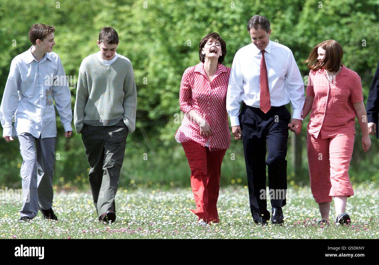 Tony blair win election hi-res stock photography and images - Alamy