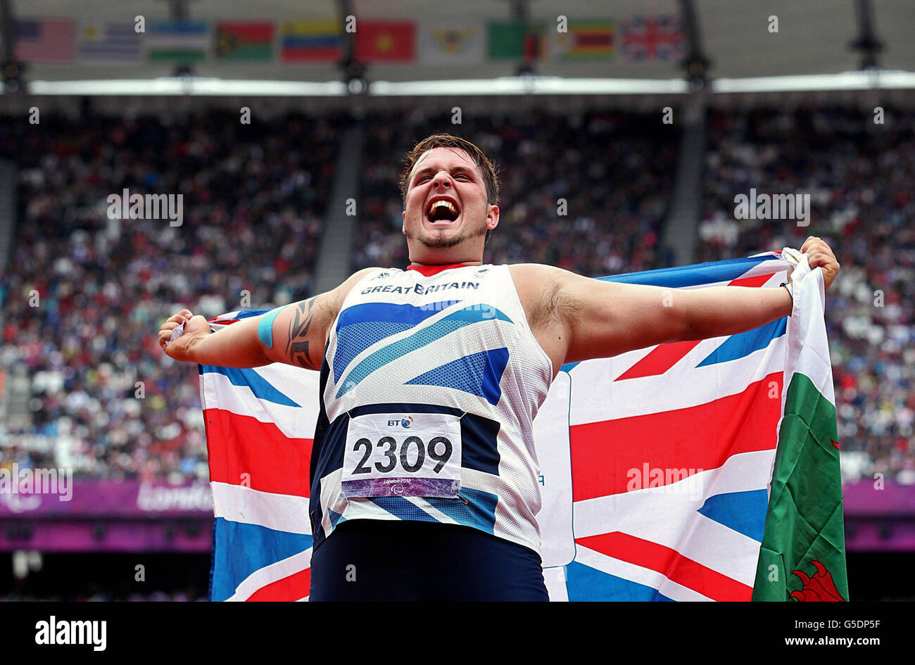 Great Britain's Aled Davies celebrates winning Gold in the Men's Discus