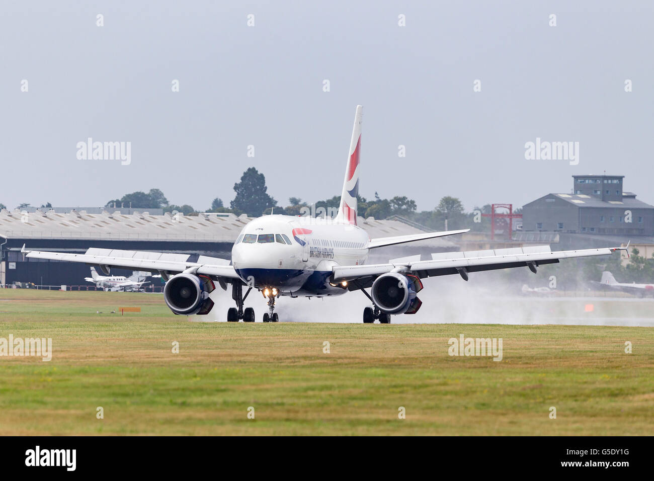 British Airways Airbus A318-112 aircraft arriving for static display at the Farnborough International Airshow G-EUNB Stock Photo