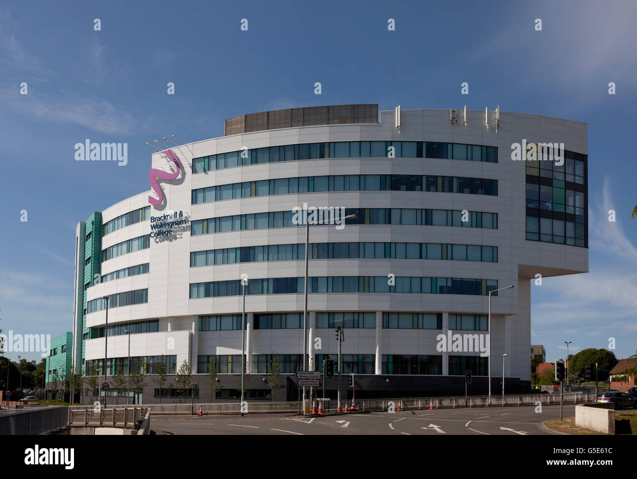 Bracknell & Wokingham College exteriors, Bracknell, Berkshire, England, United Kingdom, Europe Stock Photo