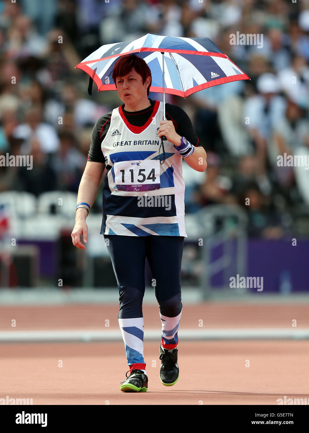 London Paralympic Games - Day 8. Great Britain's Beverley Jones during the Women's Discus Throw F37 category in the Olympic Stadium. Stock Photo