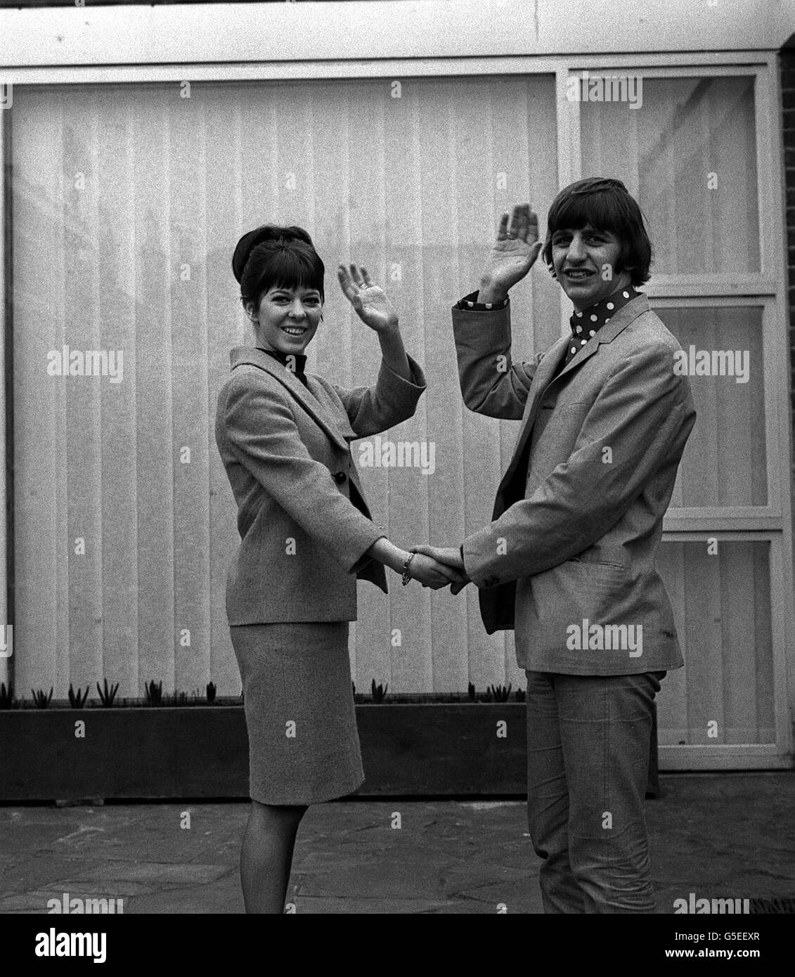 News - Honeymoon Photo Call - Ringo Starr and Maureen Cox - Hove Stock