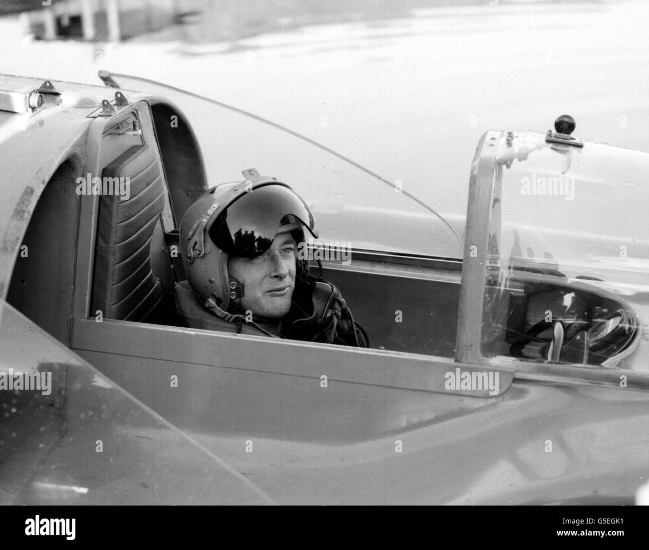 DECEMBER 31st: DONALD CAMPBELL 31/12/1964: Campbell breaks his own Water Speed record, by achieving 276.33 mph on Coniston Water. DONALD CAMPBELL 1957: Mr Donald Campbell sitting in the cockpit of his hydroplane Bluebird at Coniston Water in the Lake District. Mr Campbell is preparing to attack his own world water speed record of 225.63mph. 25/10/02 : Mr Donald Campbell sitting in the cockpit of his hydroplane Bluebird at Coniston Water in the Lake District. Donald Campbell was destined to break speed records on water and land. Son of Sir Malcolm Campbell, who set the land speed record in Stock Photo