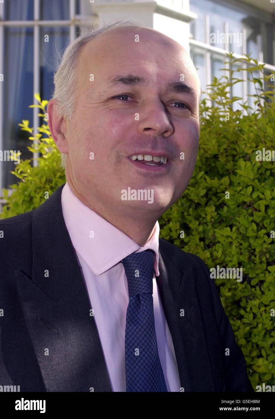Shadow Defence Secretary Iain Duncan Smith outside his London home. Senior Tory Iain Duncan Smith will launch his bid to replace William Hague as leader of the Conservative Party. The campaign, which give rank and file members the prospect. * ... of a Right-leaning alternative to shadow chancellor Michael Portillo will get under way at a press conference in London. Mr Duncan Smith, the shadow defence secretary, confirmed yesterday afternoon that he would be standing. Stock Photo