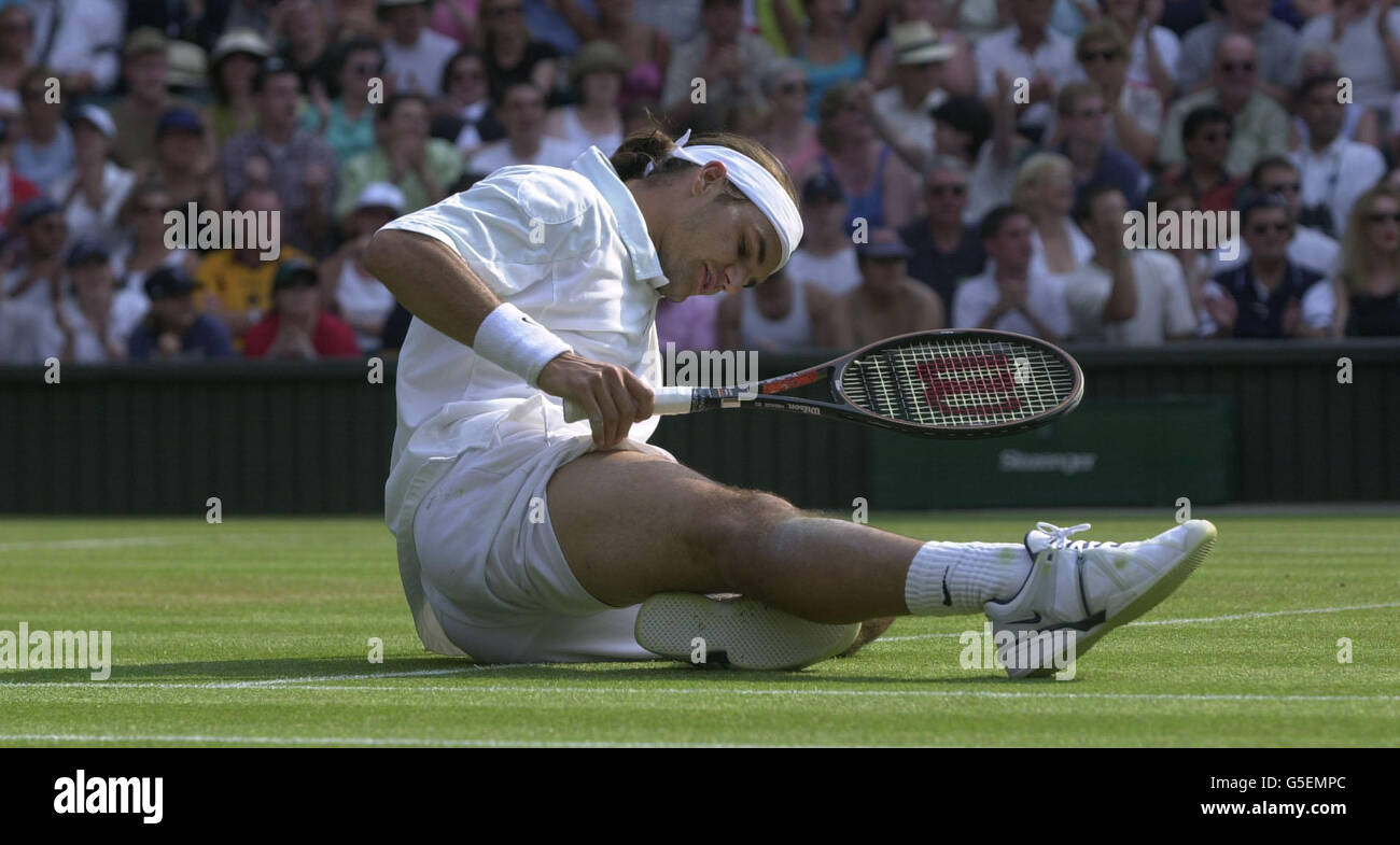 Wimbledon 2001 Federer Stock Photo Alamy