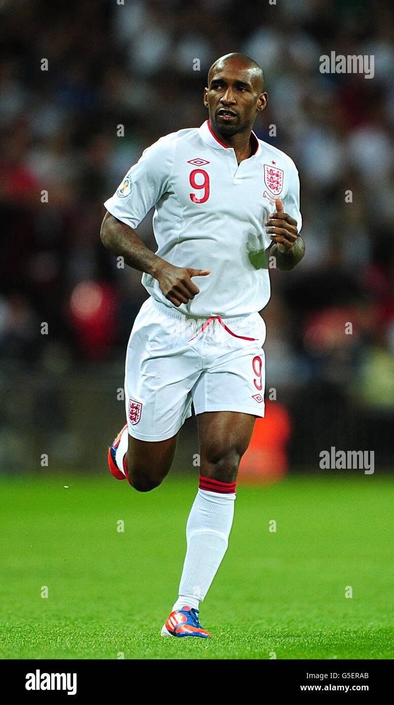 Soccer - 2014 FIFA World Cup - Qualifier - Group H - England v Ukraine - Wembley Stadium. Jermain Defoe, England Stock Photo