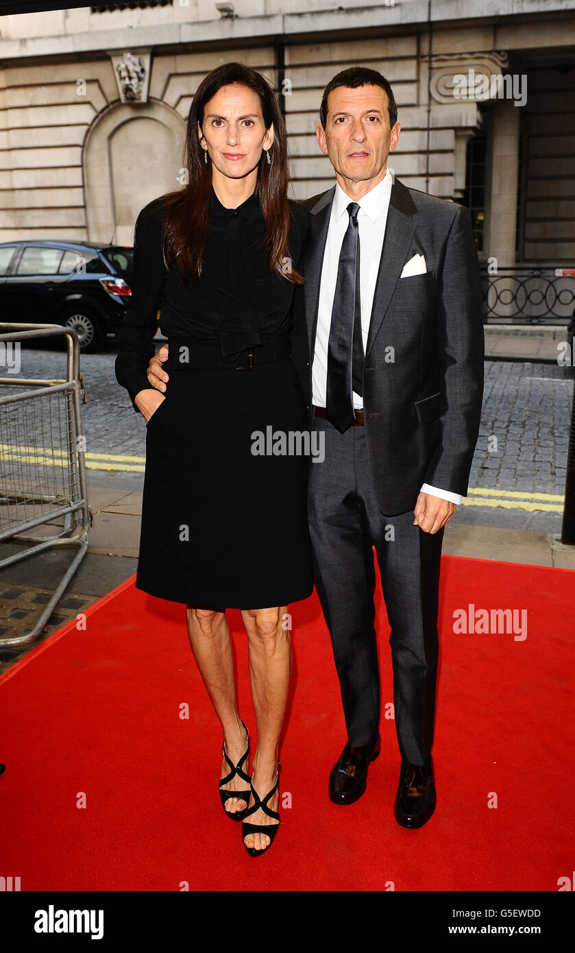 Lisa and Alexandra Vreeland arriving at the Diana Vreeland: The Eye has to  Travel premiere at The Curzon Mayfair, London Stock Photo - Alamy
