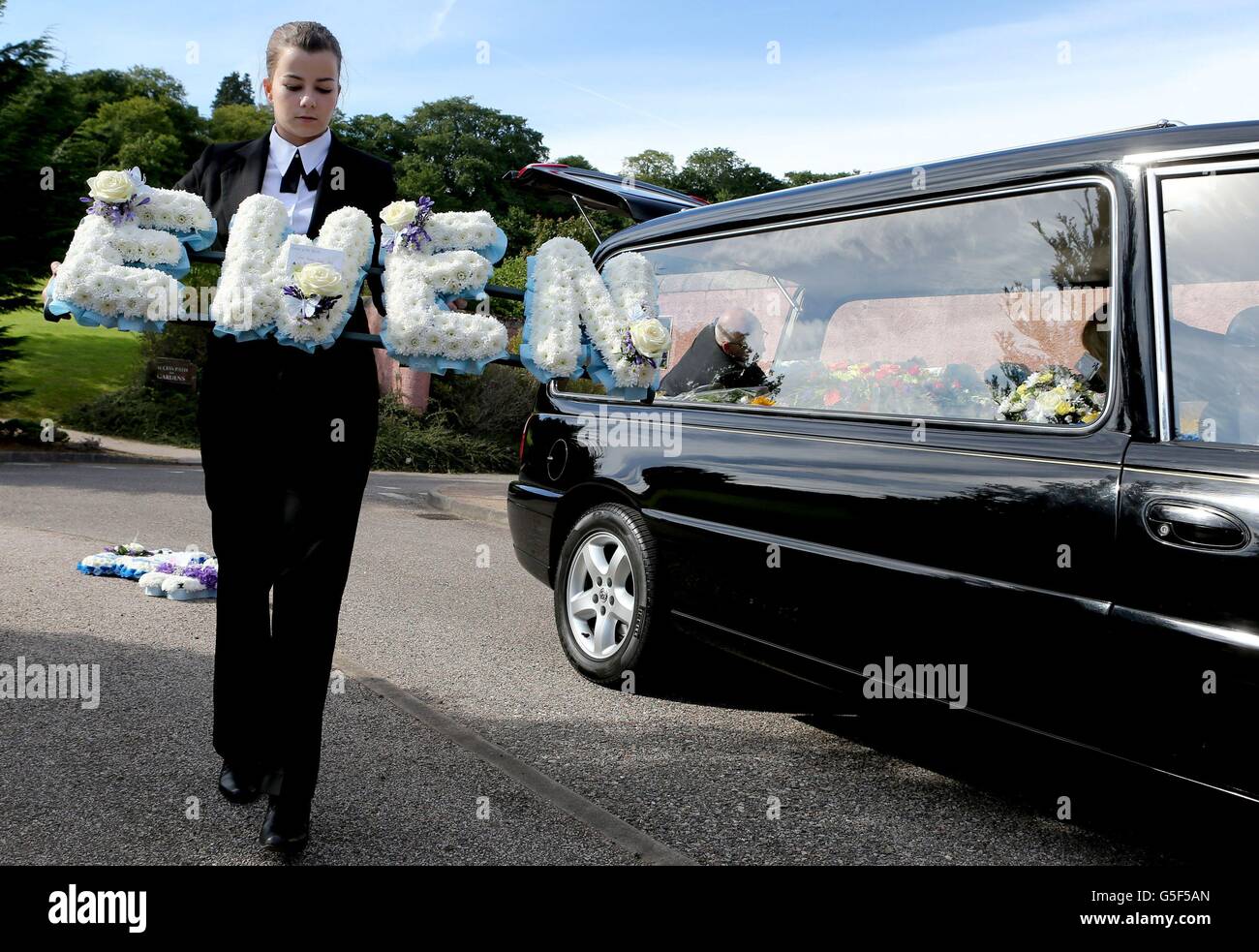 Funeral undertakers hires stock photography and images Alamy