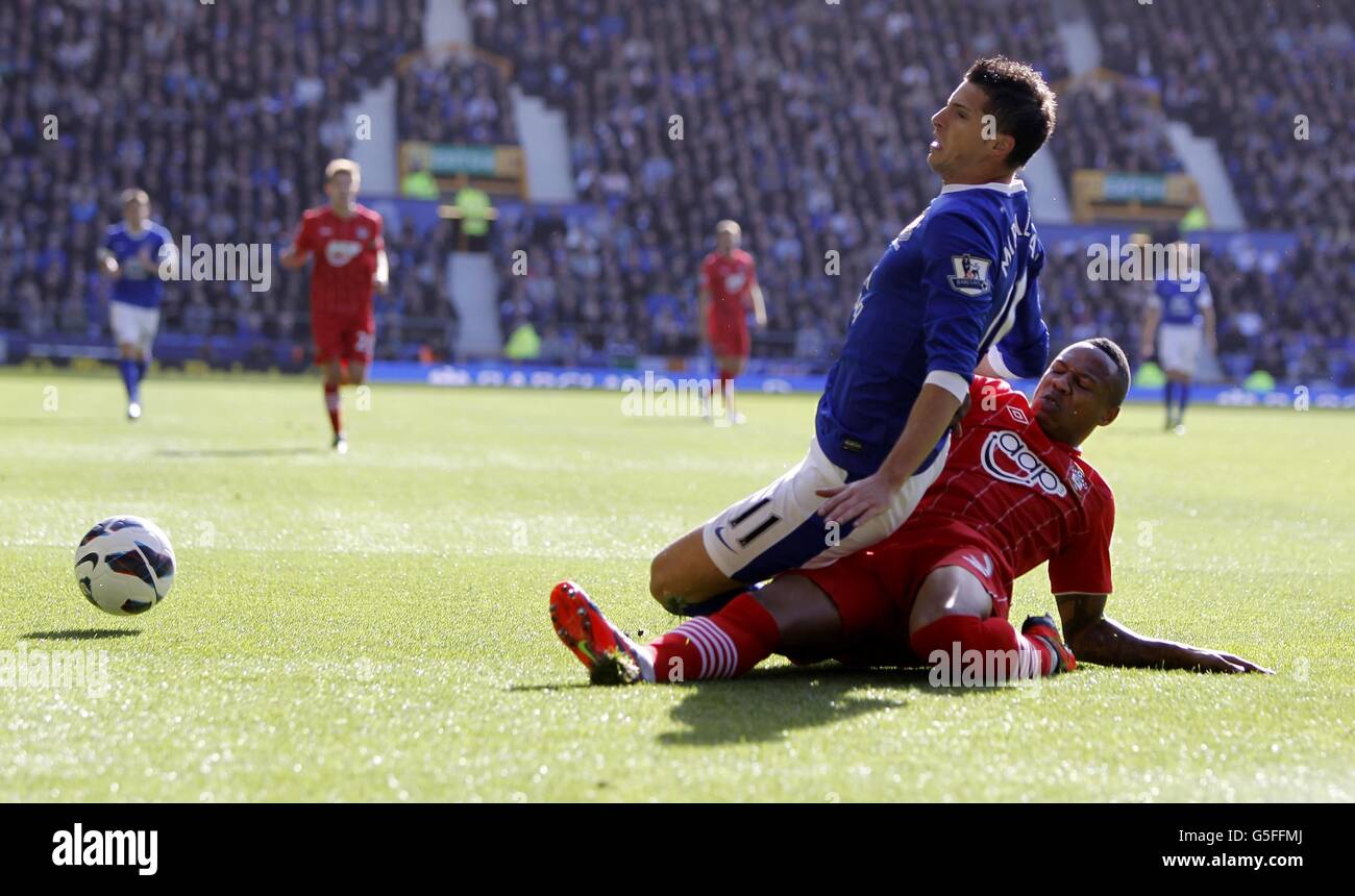 Soccer - Barclays Premier League - Everton v Southampton - Goodison Park Stock Photo