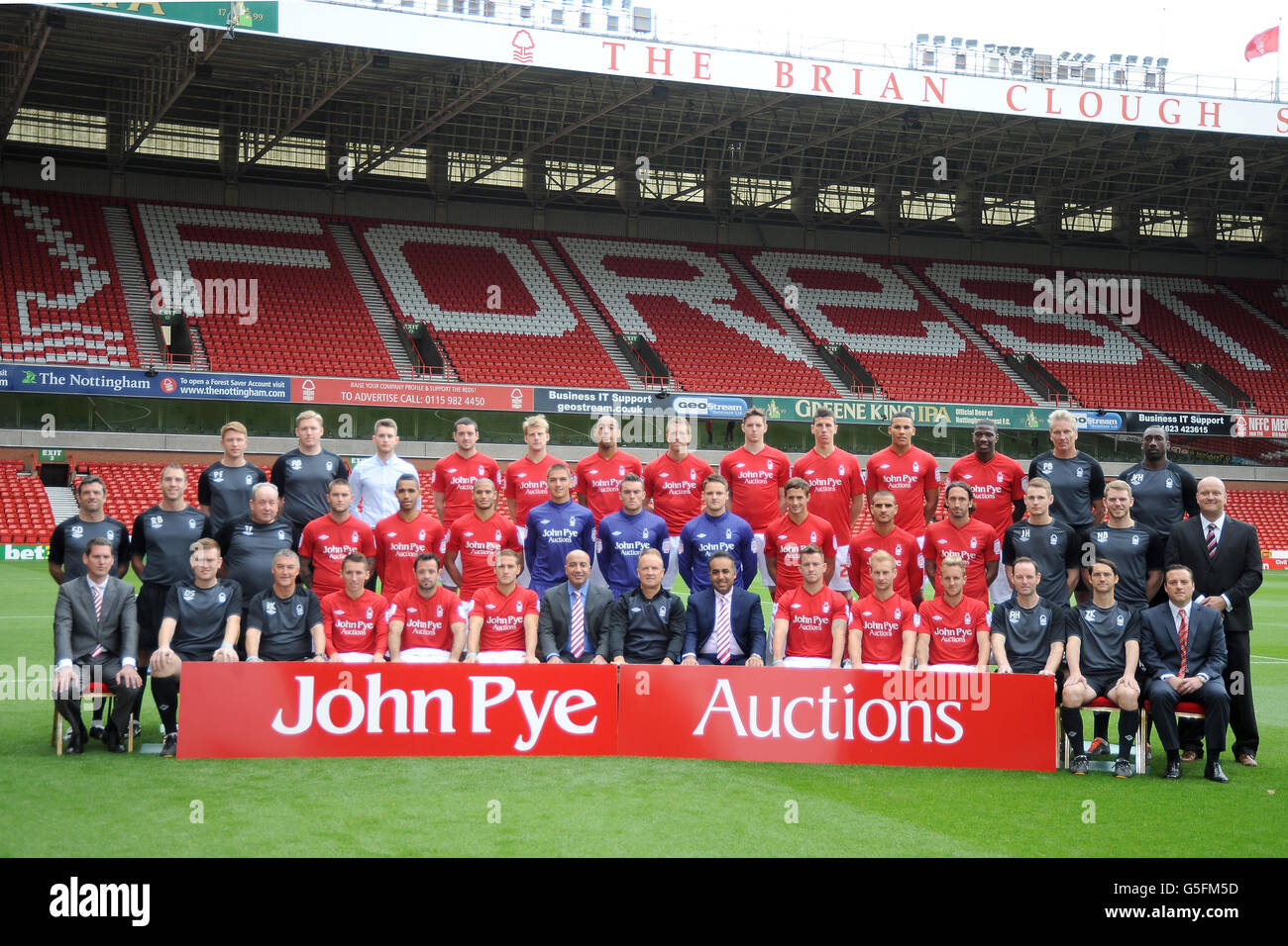 Sport - Soccer - npower Football League Championship - Nottingham Forest  Squad 2012/13 Stock Photo - Alamy