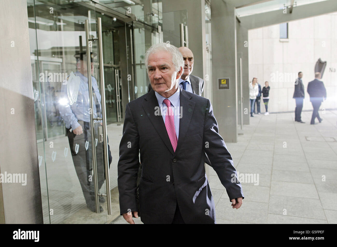 Former Anglo Irish Bank chief Sean Fitzpatrick leaves Dublin District