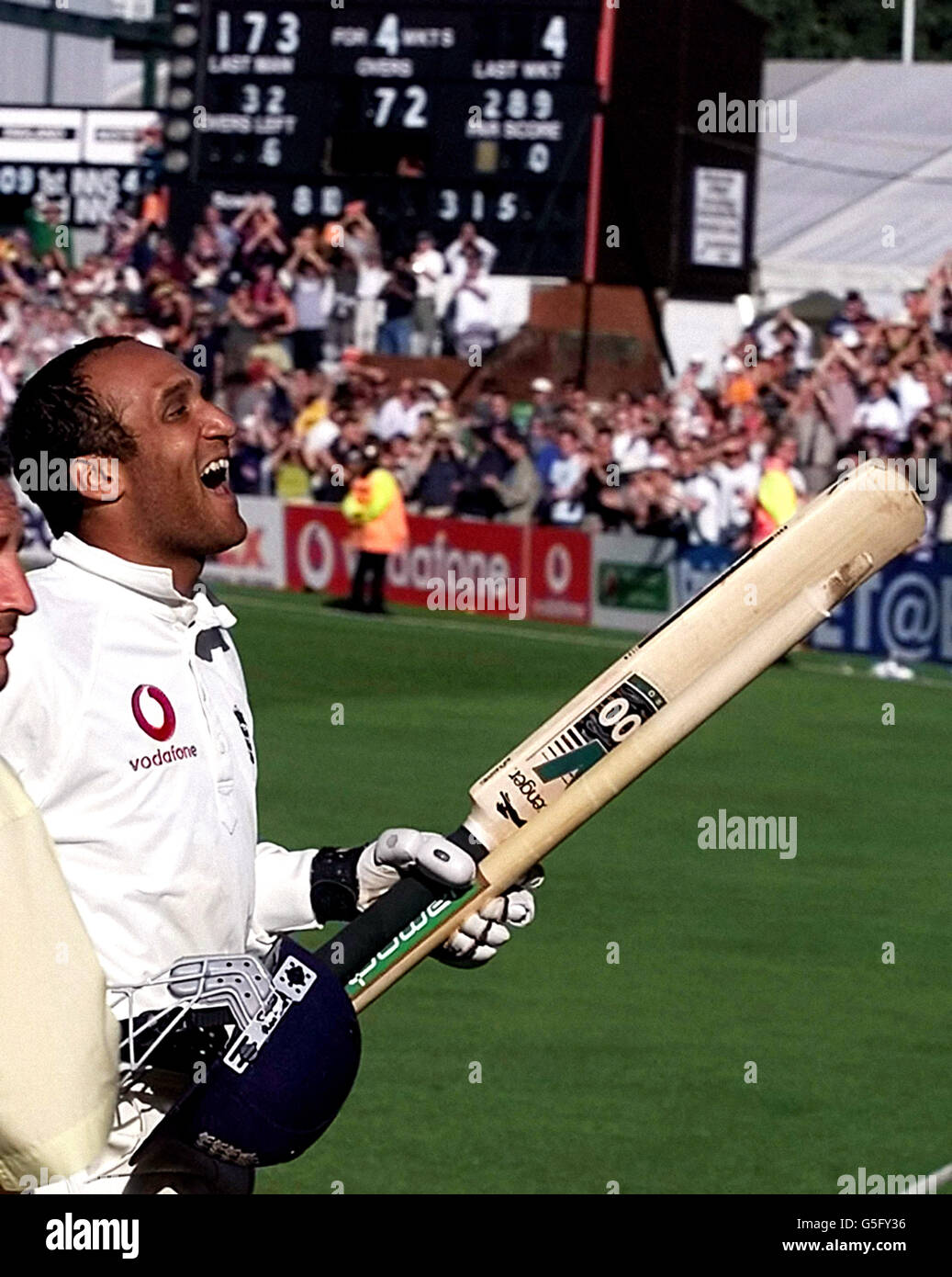Cricket celebrating mark butcher hi-res stock photography and images ...