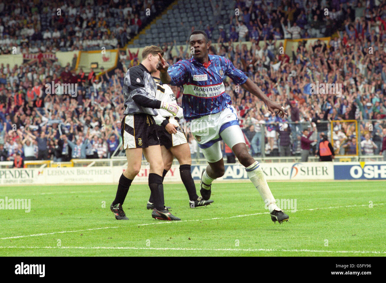 Stockport countys kevin francis celebrates scoring hires stock