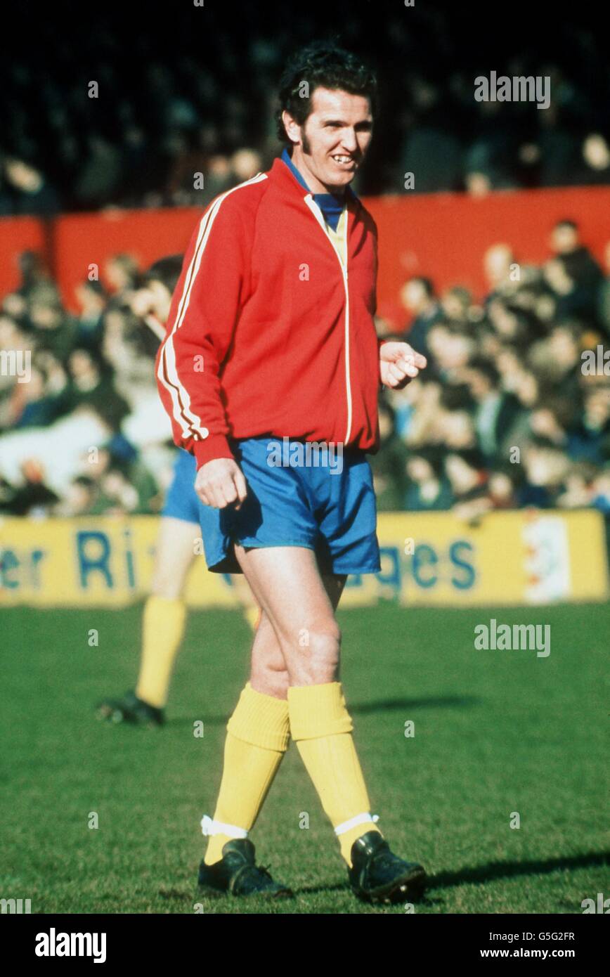 TERRY PAINE A/&BC-FOOTBALL 1973 BLUE BACK-#109 SOUTHAMPTON