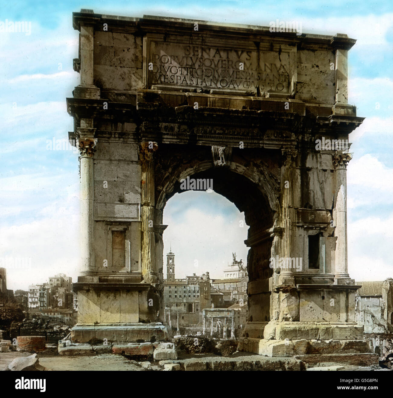 Triumphbogen des Titus. Triumphal arch of Titus in the city of Rome. ancient, architecture, Roman, stone, gate, arch, Europe, Italy, Rome, history, historical, 1910s, 1920s, 20th century, archive, Carl Simon, hand-coloured glass slide Stock Photo