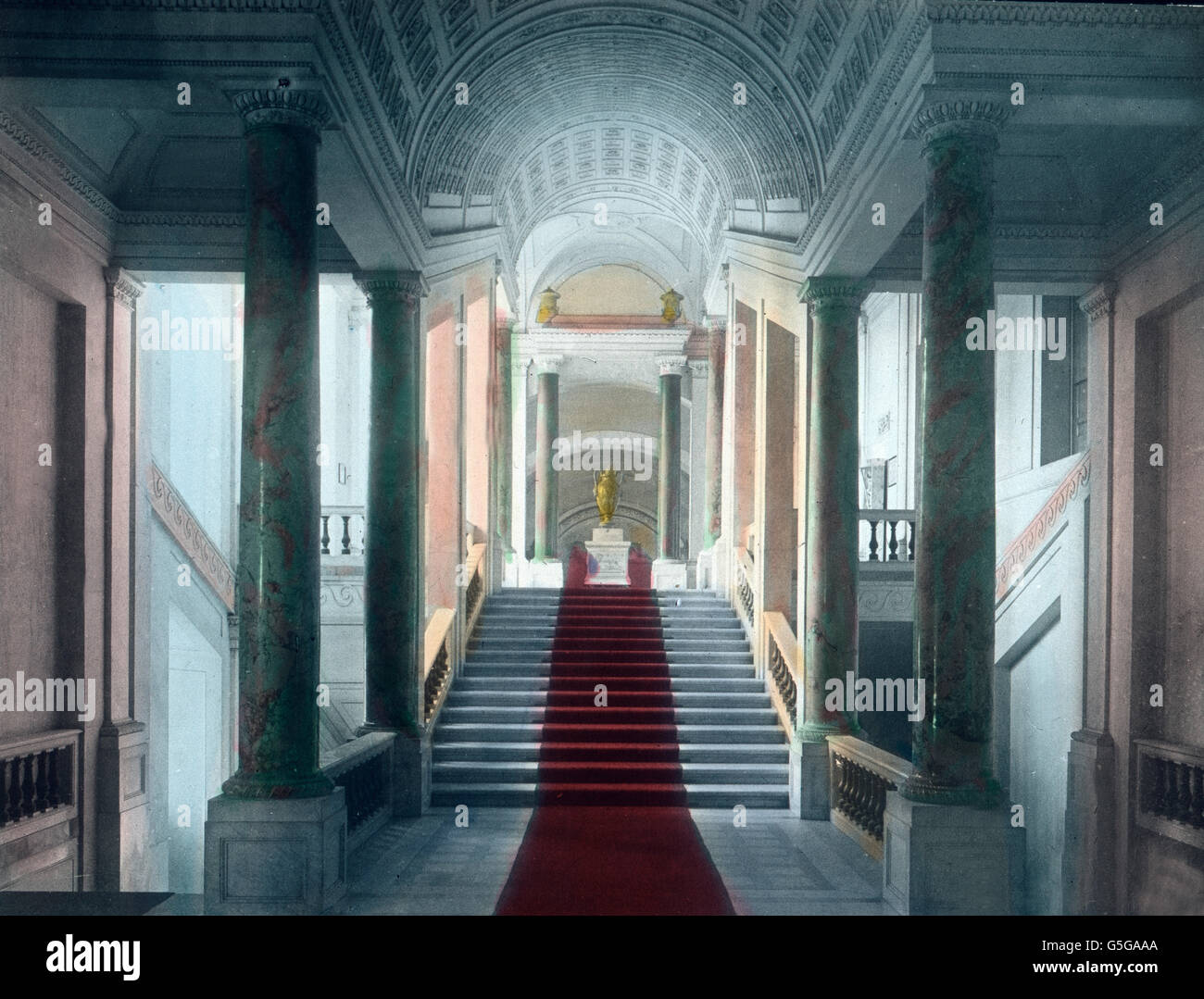 Treppenhaus im Vatikan. Staircase in the Vatican. red carpet, stairs, steps, architecture, interior, inside, Europe, Italy, Rome, history, historical, 1910s, 1920s, 20th century, archive, Carl Simon, hand-coloured glass slide Stock Photo