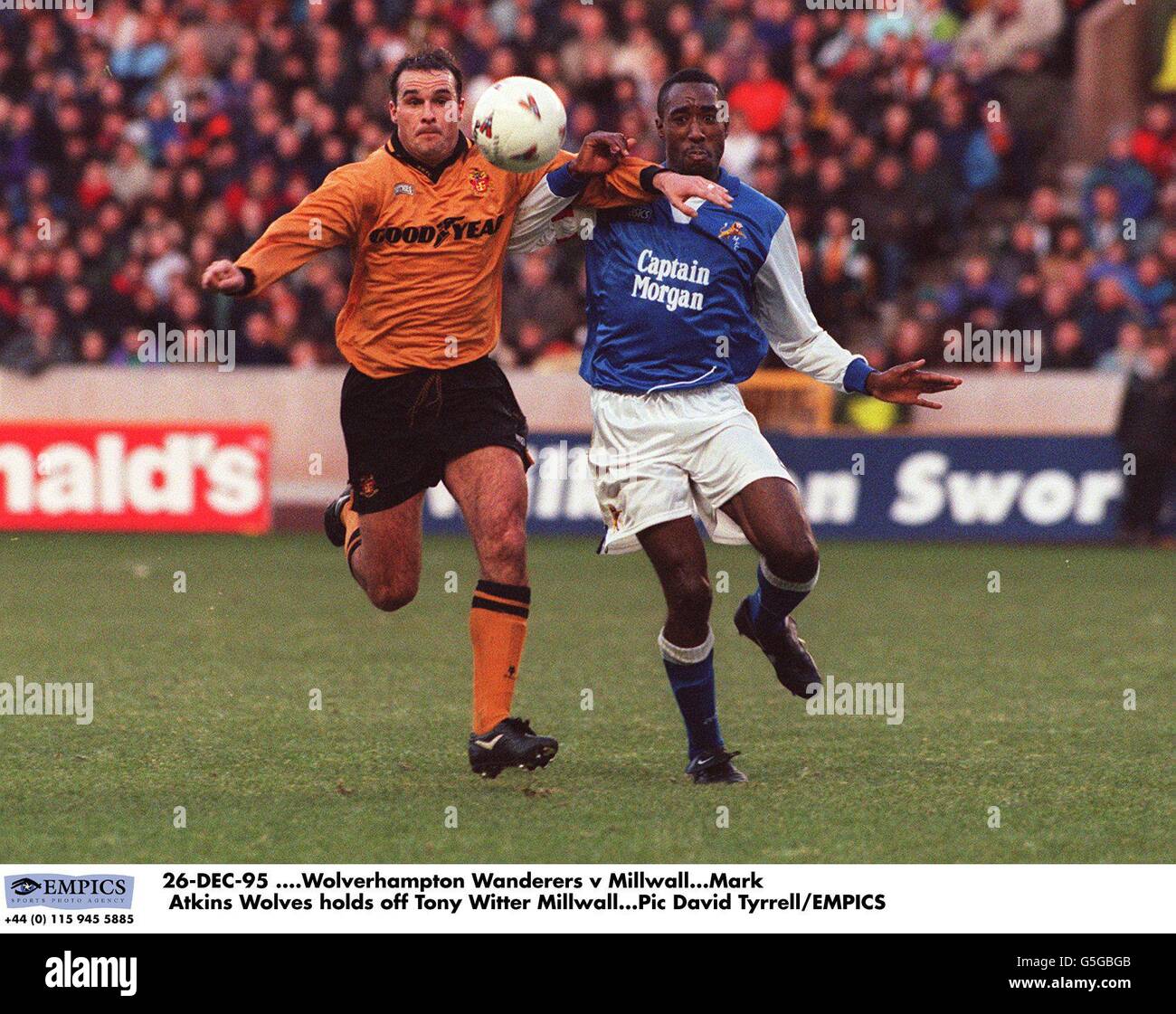 TONY WITTER MILLWALL FC 24 January 1996 Stock Photo - Alamy