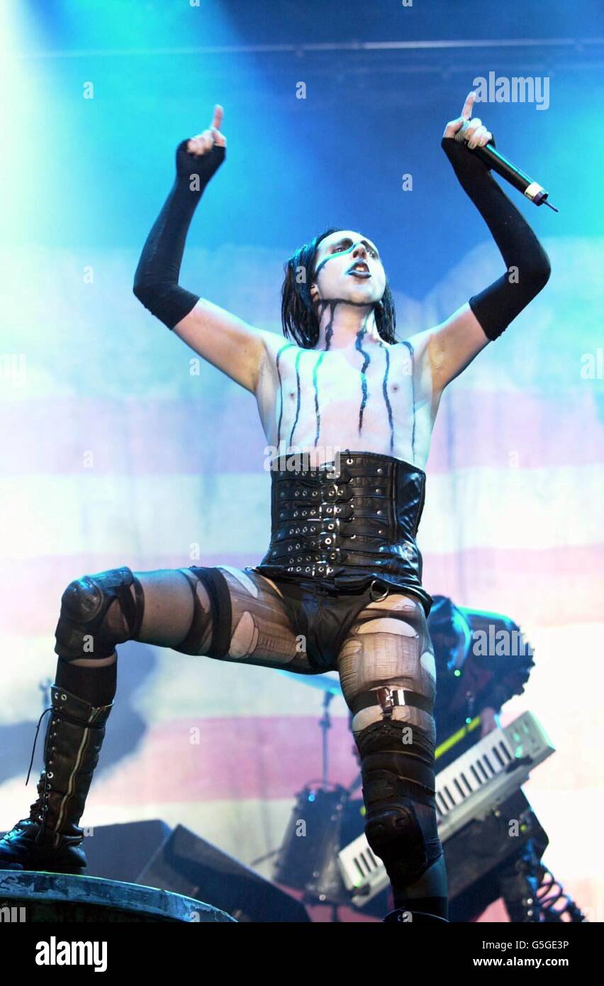 American rock singer Marilyn Manson performing on the Main Stage at the 2001 Reading music festival. Stock Photo