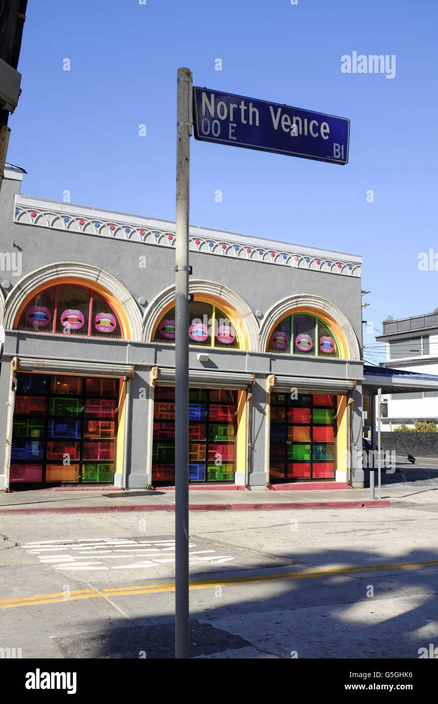The Venice Beach Boardwalk Stock Photo Alamy