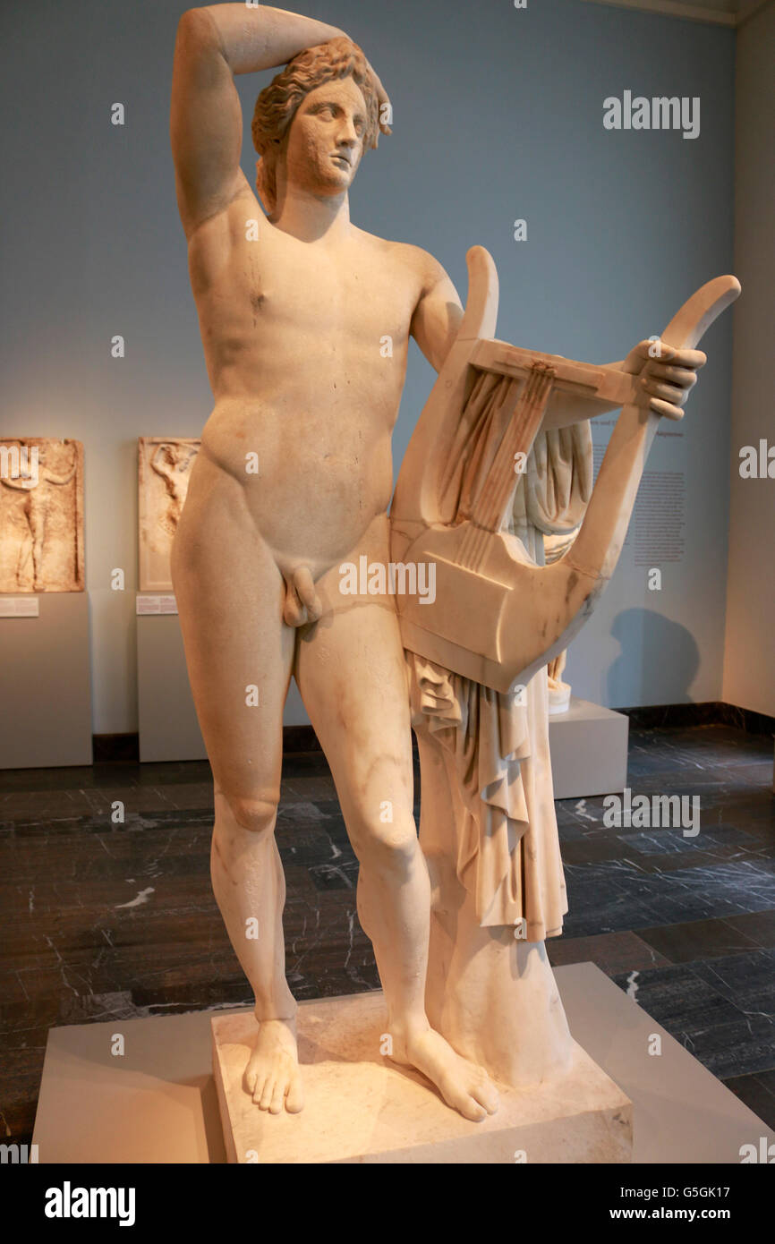 Apollon hi-res stock photography and images - Alamy