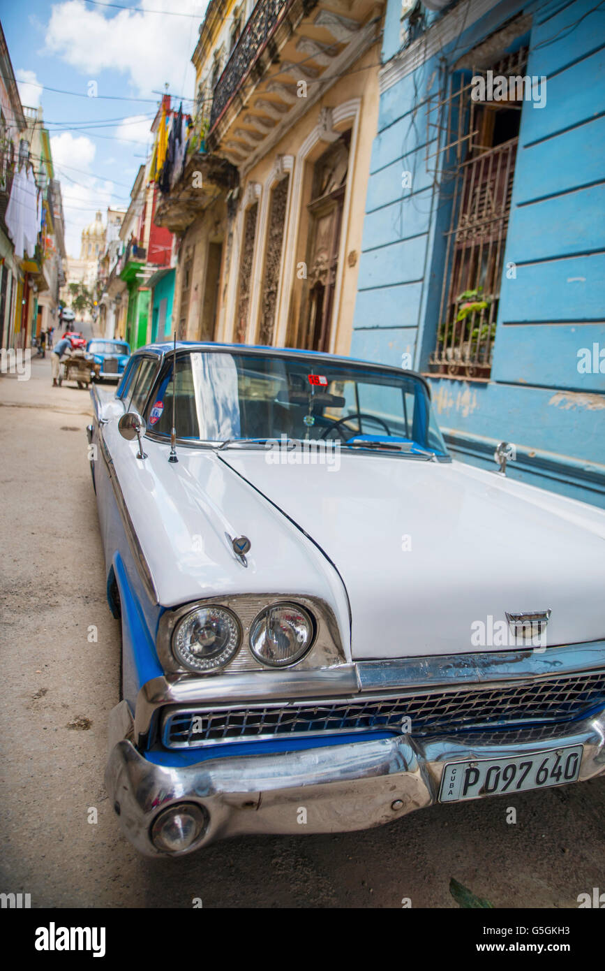 Vintage cars, Havana, Cuba Stock Photo - Alamy