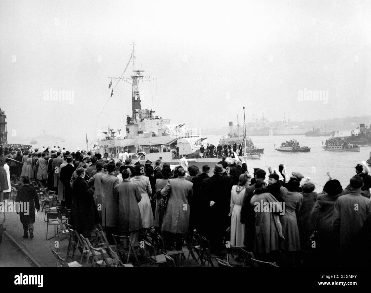 British Armed Forces - The Royal Navy - The Yangtse Incident - Devonport - 1945 Stock Photo