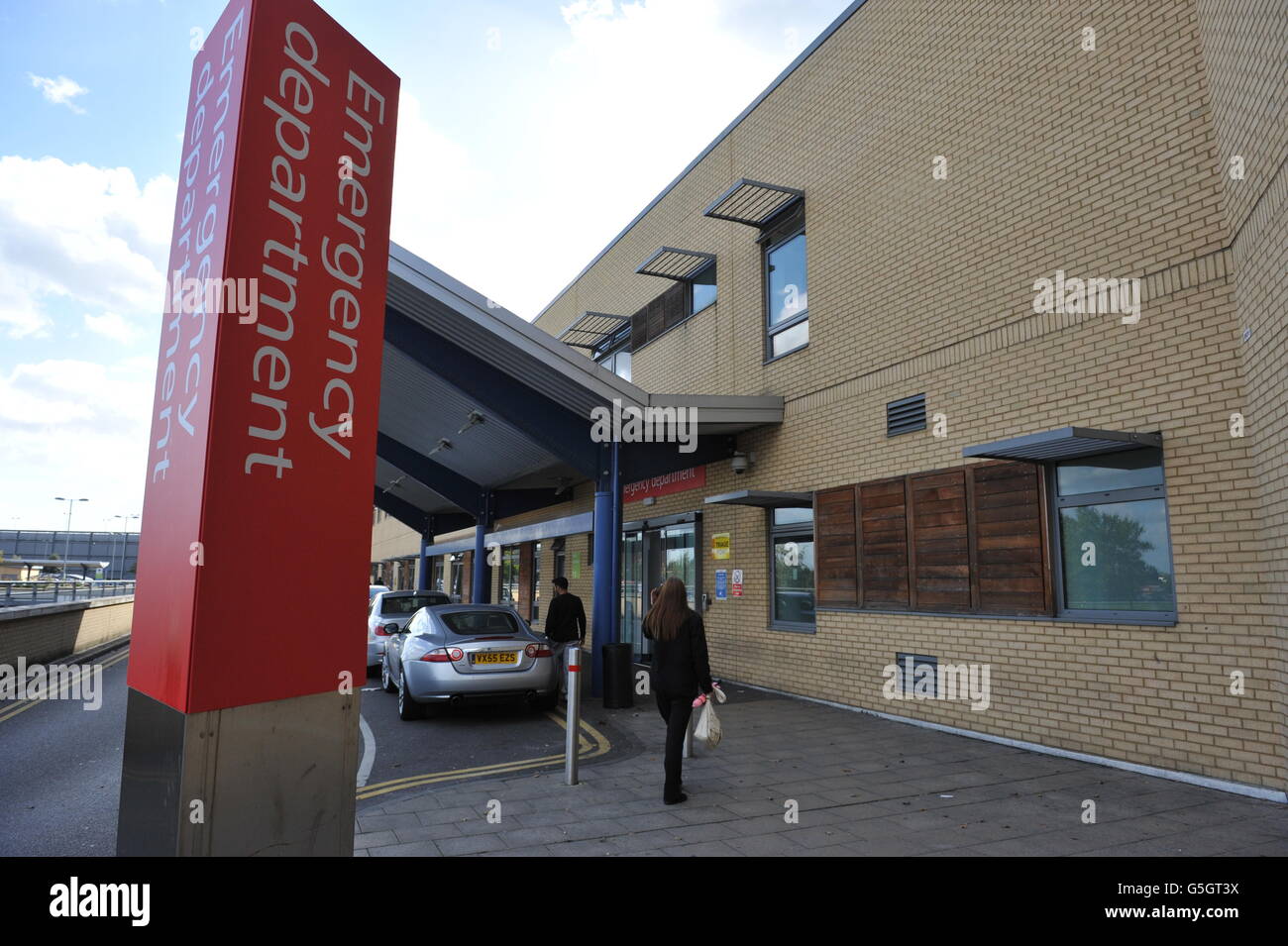 queens-hospital-romford-high-resolution-stock-photography-and-images