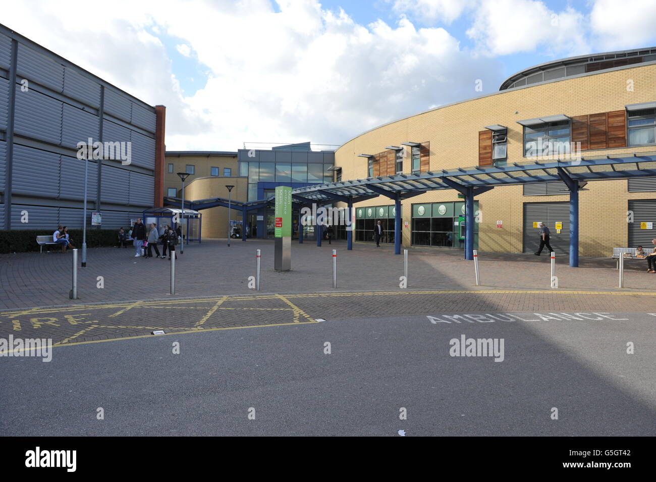 Queens hospital romford hires stock photography and images Alamy
