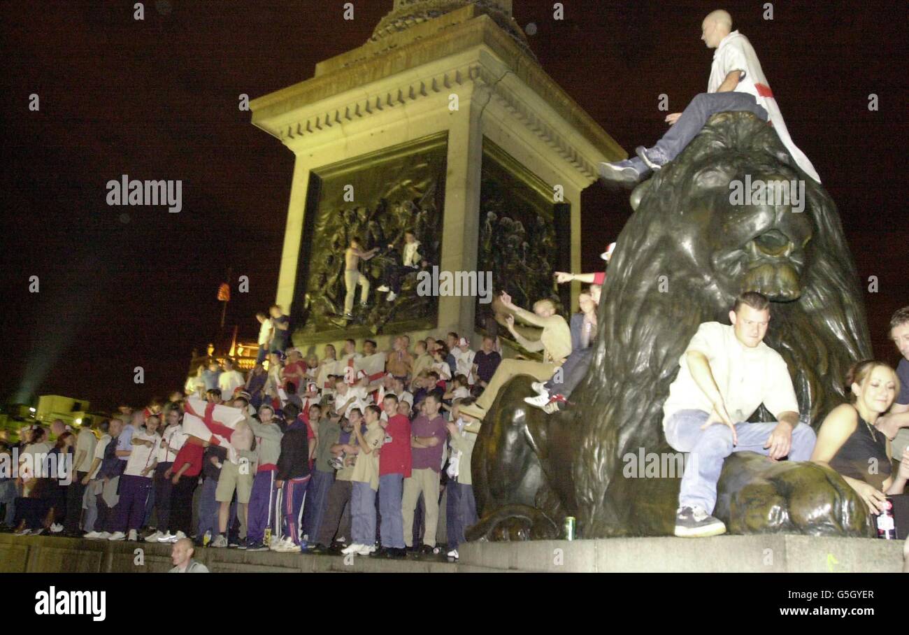 England football win celebration Stock Photo Alamy