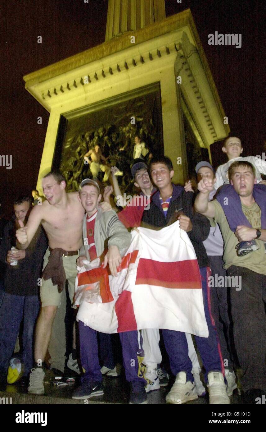 England football win celebration Stock Photo Alamy