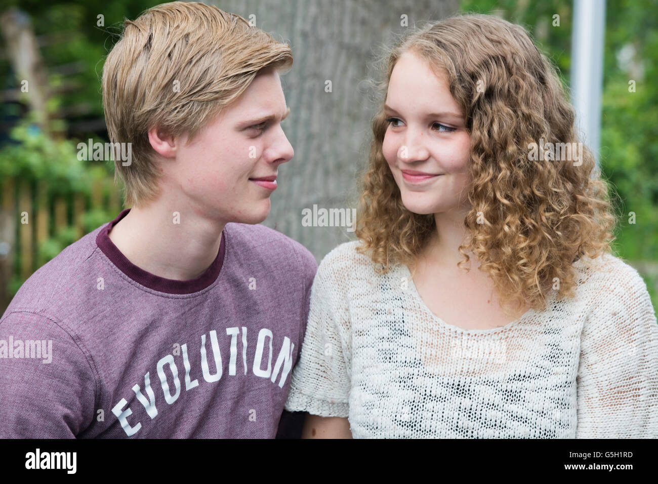 look at teen Look at teen