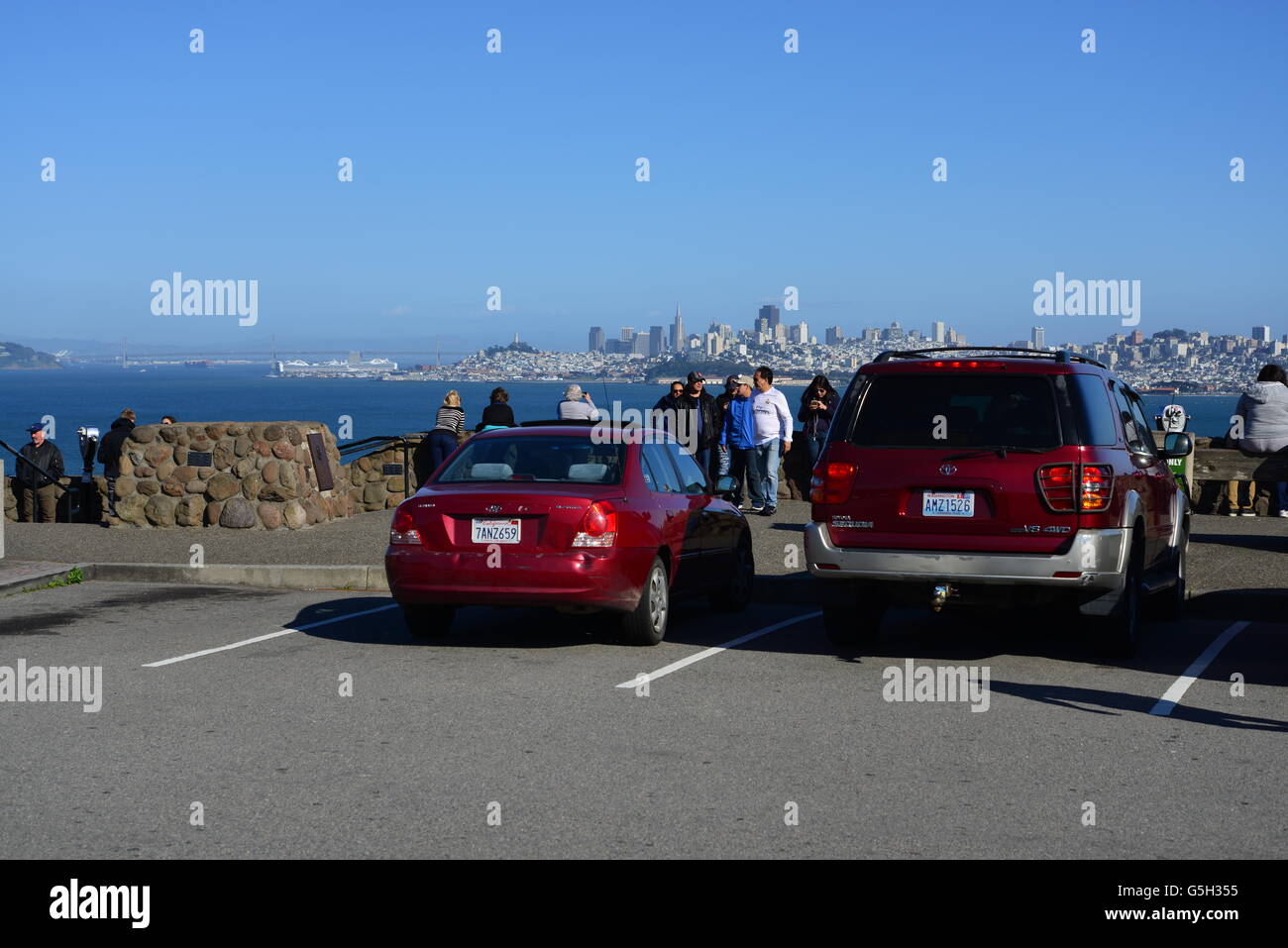 View point golden gate bridge hi-res stock photography and images - Alamy