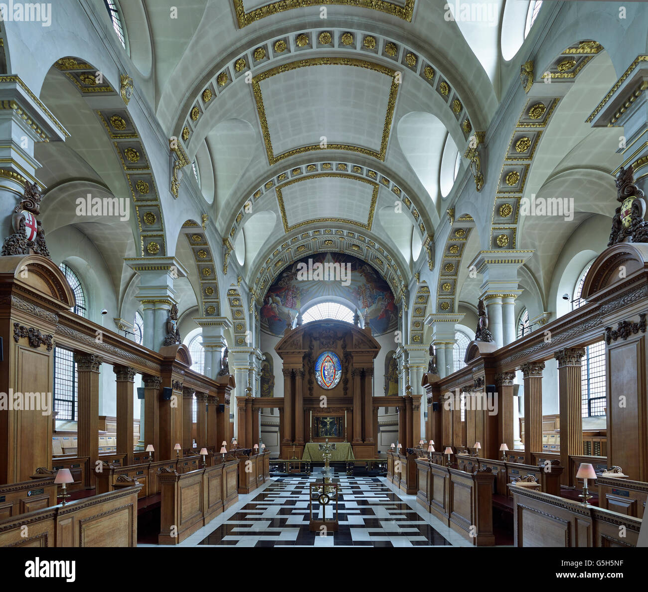 St Bride's Fleet Street, church in the City of London. The nave rebuilt after the Blitz. Stock Photo