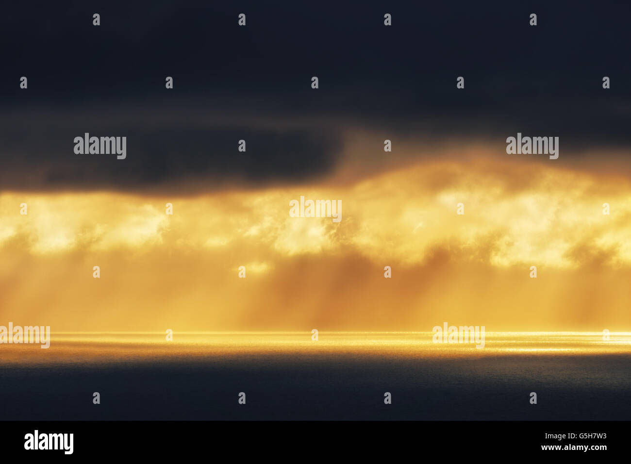 Beautiful sun rays on cloudy hi-res stock photography and images - Alamy