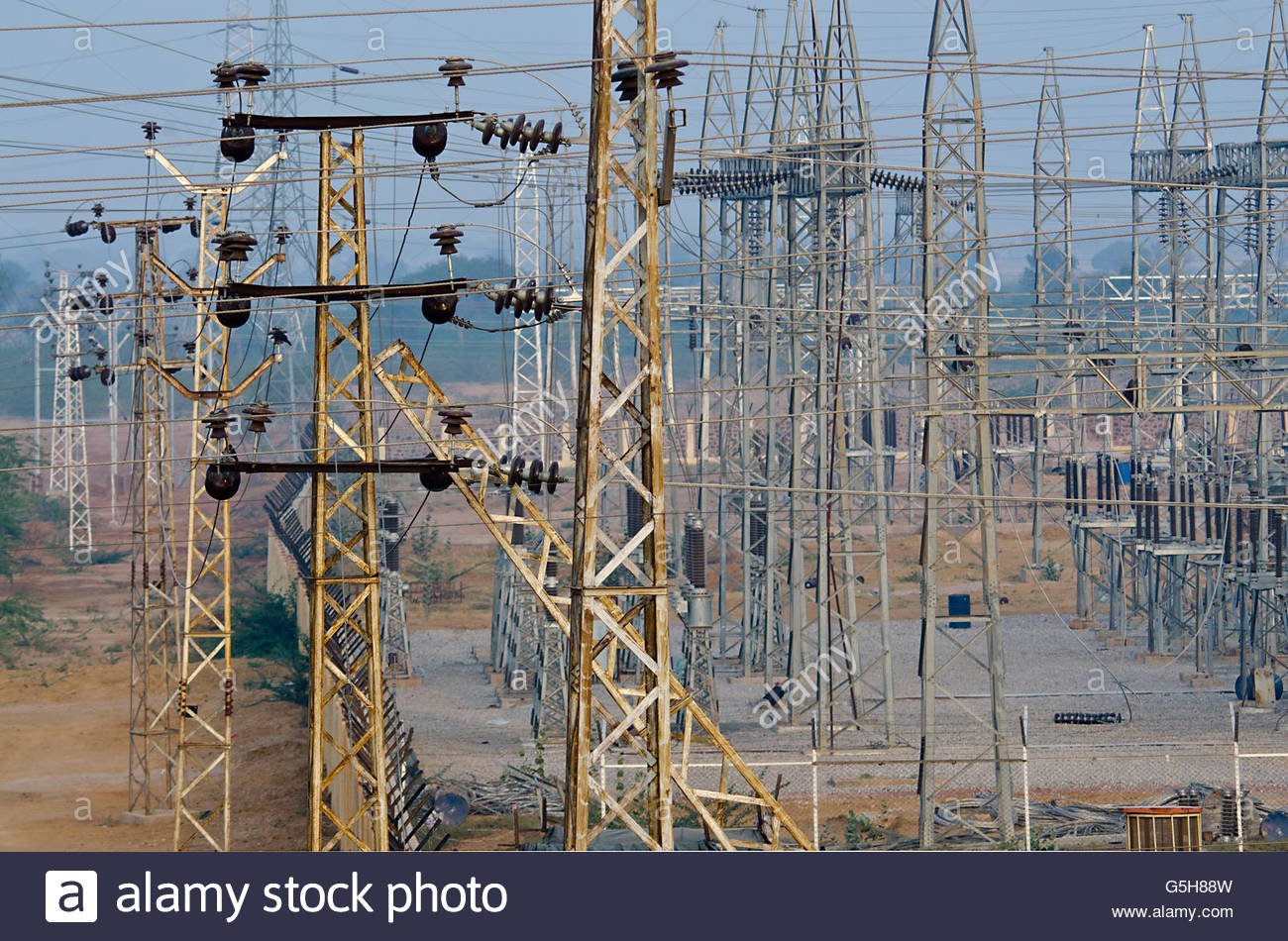 indian-electricity-pylons-stock-photos-indian-electricity-pylons