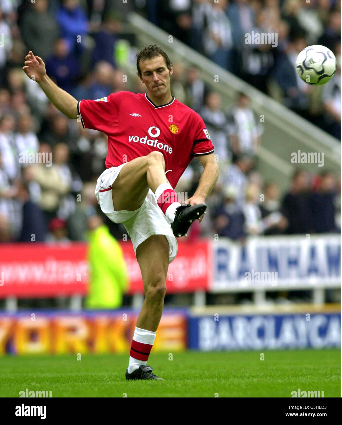 Manchester United's Laurent Blanc in action during the Barclaycard Premiership clash between Newcastle United v Manchester United at St. James Park, Newcastle.. PHOTO RUI VIEIRA.. Stock Photo