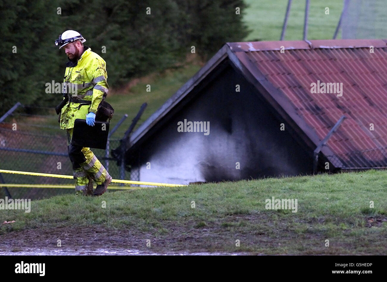 UK Fire Children Scene Stock Photo - Alamy