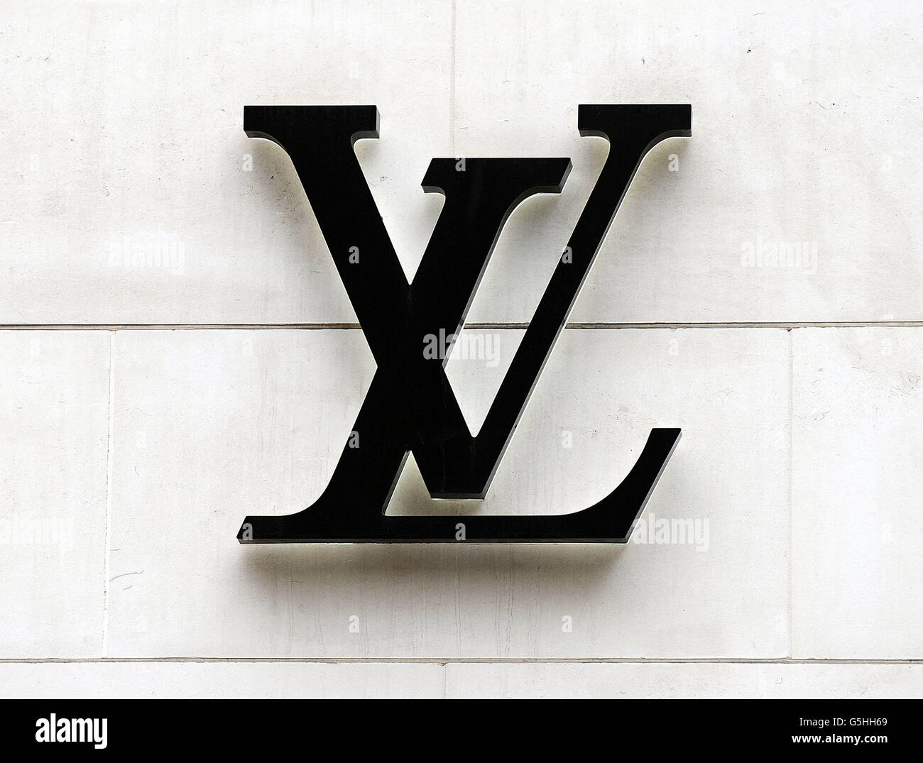 View louis vuitton emblem on store in new bond street hi-res stock ...