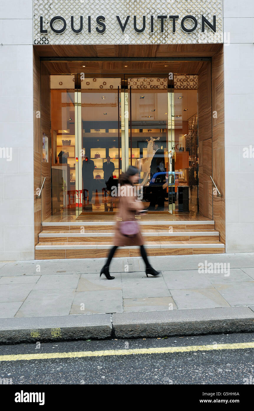Louis Vuitton store window mannequins in New Bond Street in London England  UK KATHY DEWITT Stock Photo - Alamy