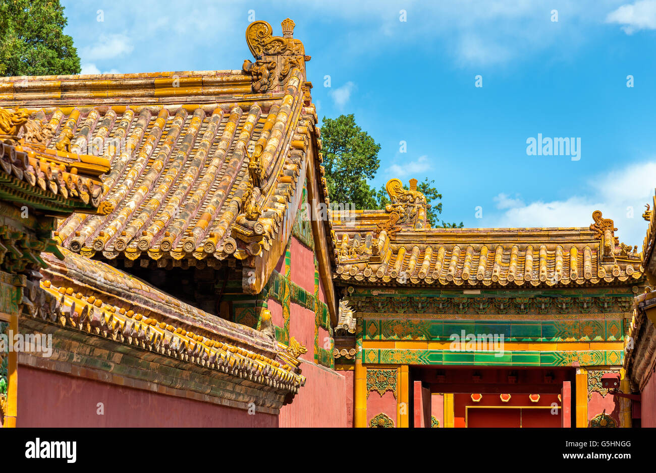 Roof decorations in the Forbidden City, Beijing Stock Photo