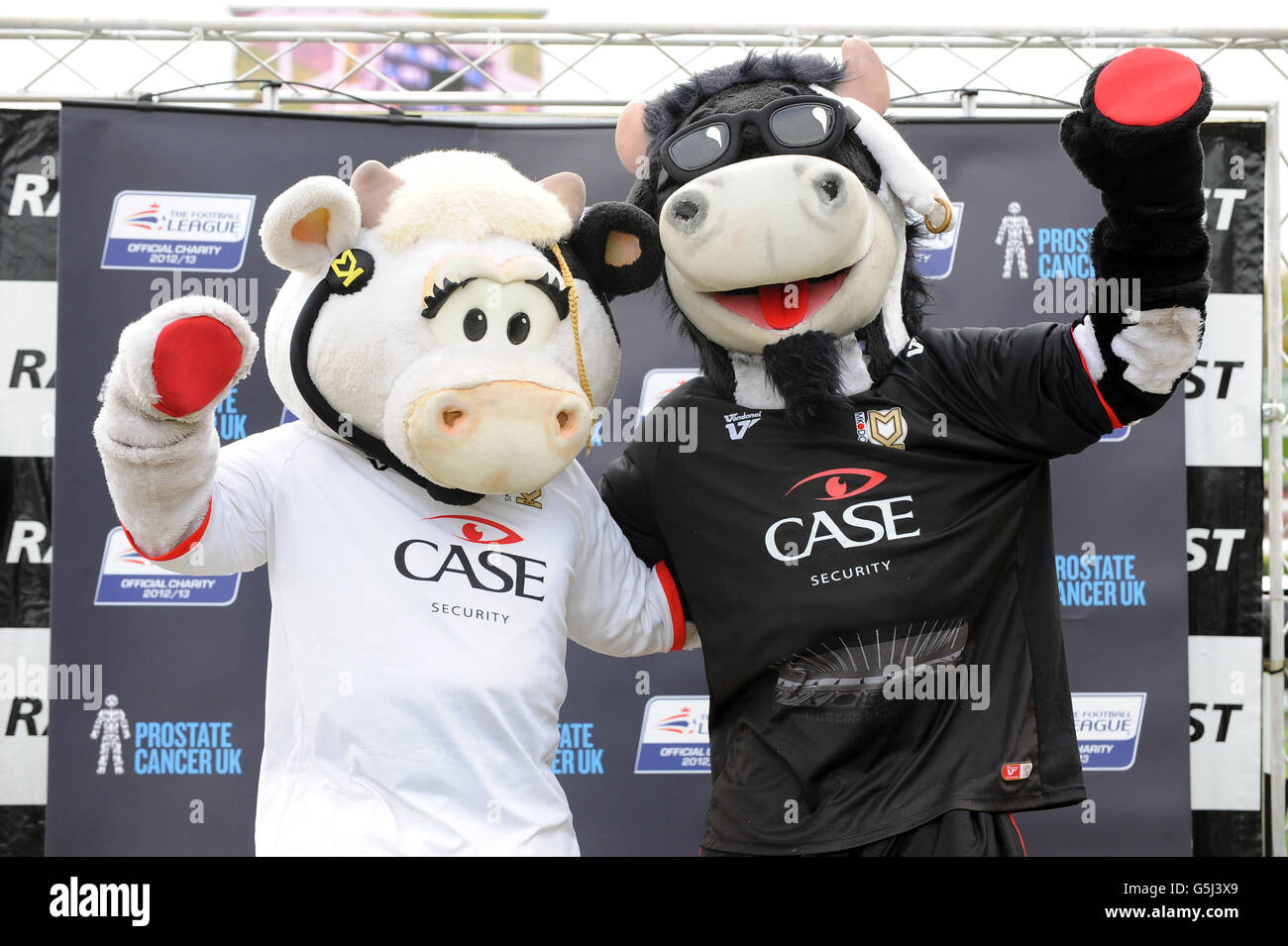 Soccer - Football League Charity Mascot Race 2012 - Doncaster Racecourse Stock Photo