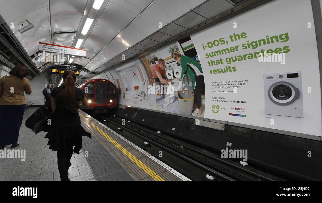 Tube Advert High Resolution Stock Photography And Images Alamy