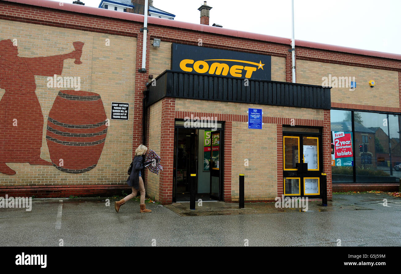 General view of Comet store in Burton On Trent, Staffordshire, as the electricals chain today looked to be on the brink of administration in a move threatening an estimated 6,000 jobs. Stock Photo