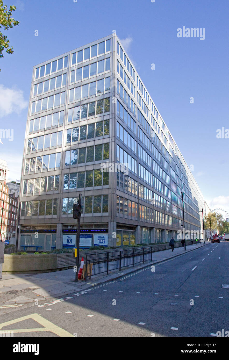 New Scotland Yard, the headquarters of the Metropolitian Police in London. Stock Photo