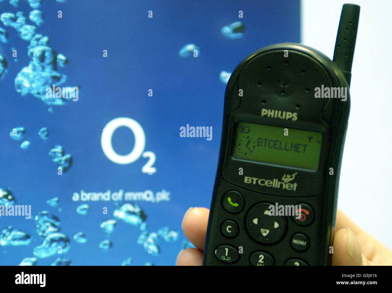A Mobile Phone Displaying The Bt Cellnet Logo High Resolution Stock Photography And Images Alamy