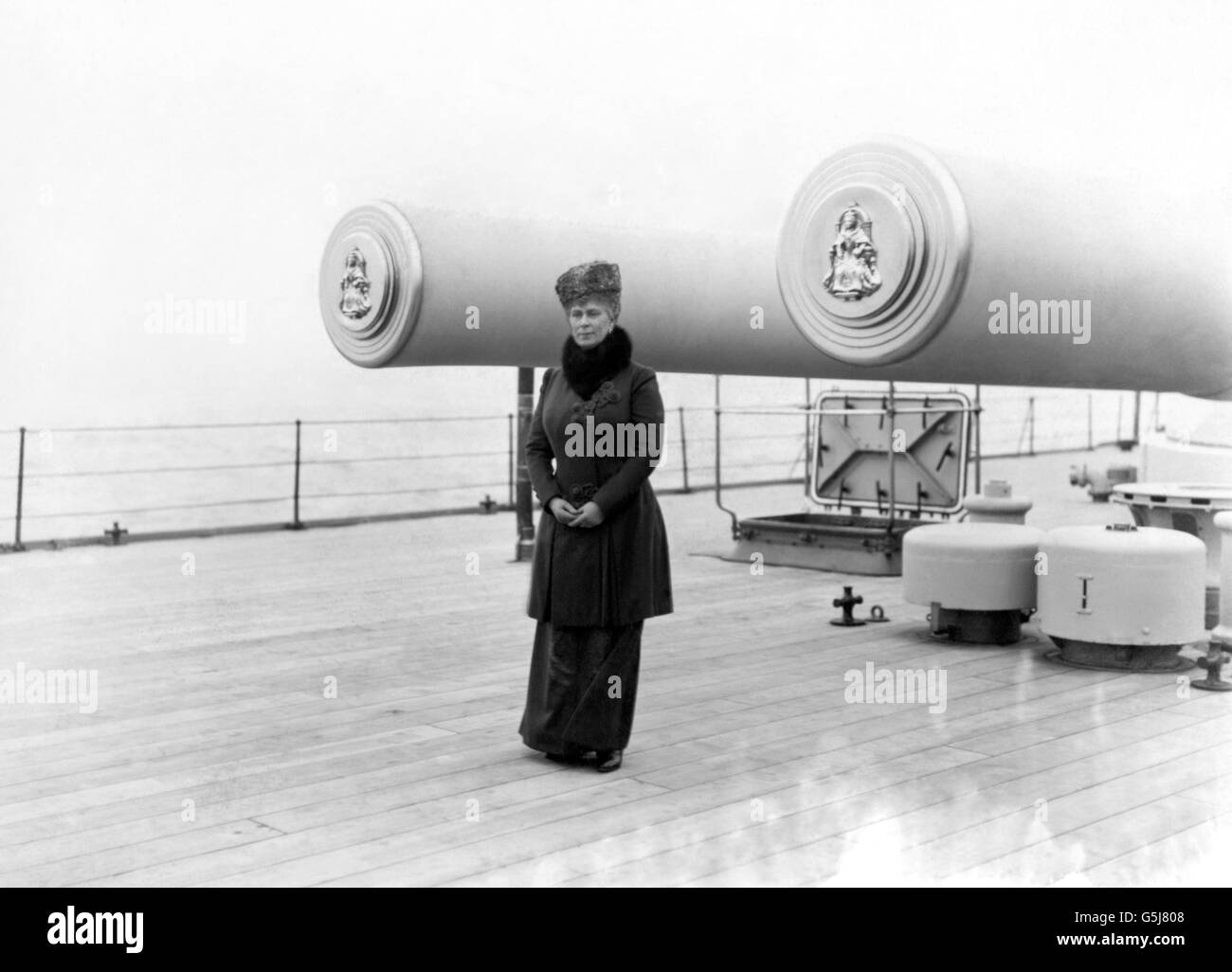 Queen mary ship war hires stock photography and images Alamy